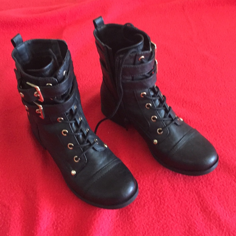 Black Boots
